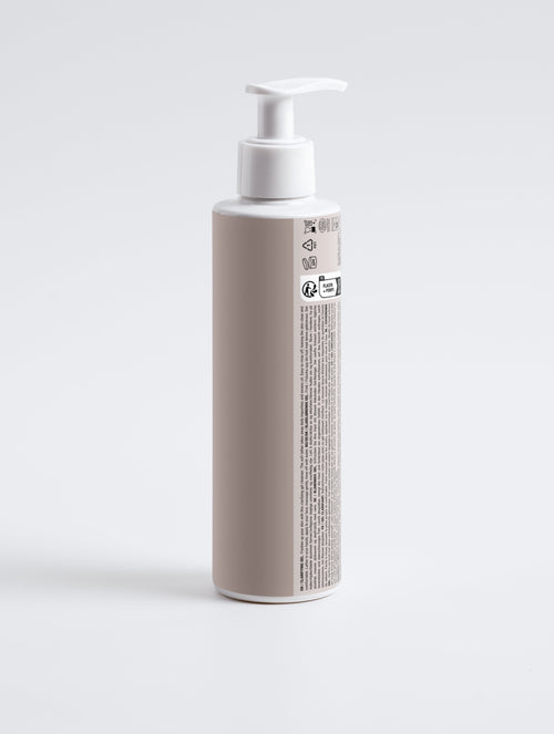 Clarifying facial Gel Cleanser • With Aloe • 200 ml